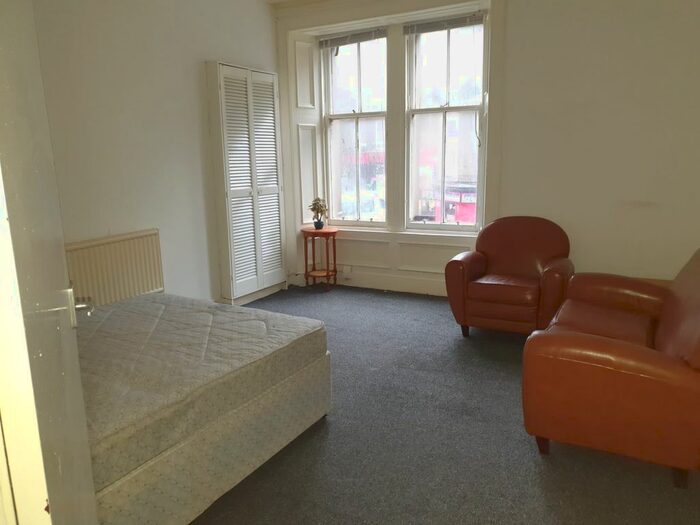 1 Bedroom Flat To Rent In Park Avenue, Stobswell, Dundee, DD4