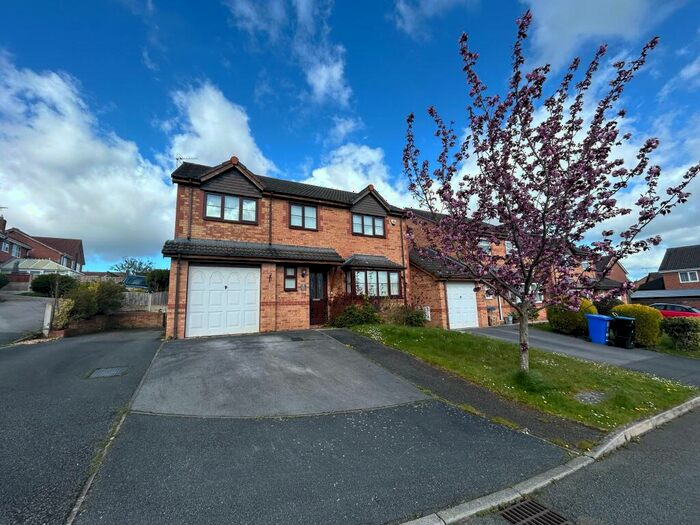 4 Bedroom Detached House To Rent In Kelso Close, Wrexham, LL13