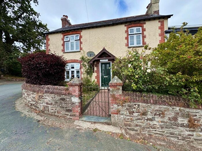 3 Bedroom House For Sale In Boyton, Launceston, PL15