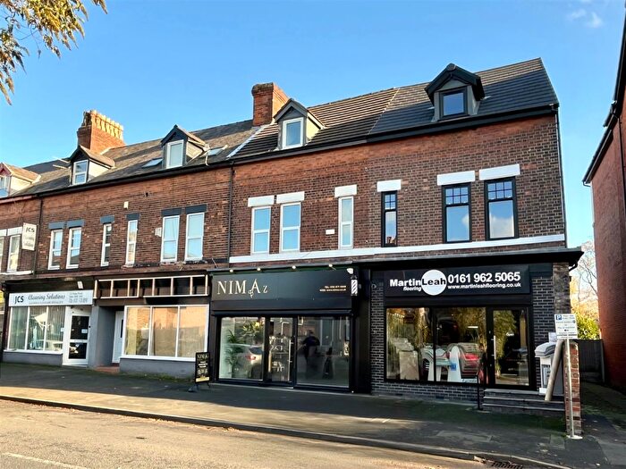 3 Bedroom Duplex To Rent In Hope Road, Sale, M33