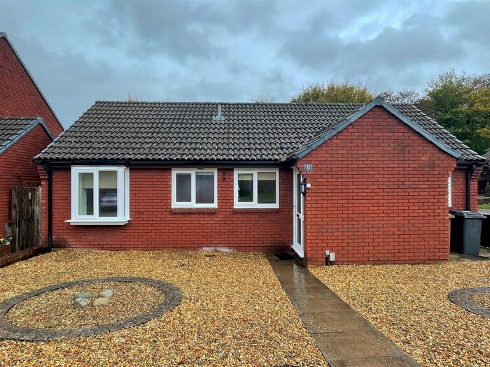 3 Bedroom Detached Bungalow To Rent In Rectory Place, Weyhill, Andover, Hampshire, SP11