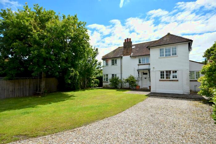 4 Bedroom Detached House To Rent In Pier Point Road, Itchenor, PO20