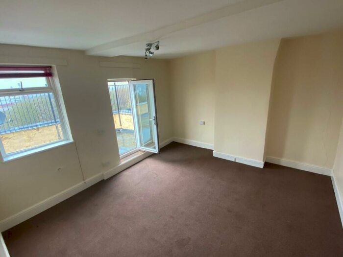 2 Bedroom Apartment To Rent In Doncaster Road, Barnsley, S70