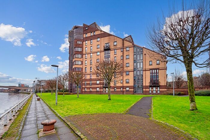 3 Bedroom Flat To Rent In Mavisbank Gardens, Festival Park, Glasgow, G51