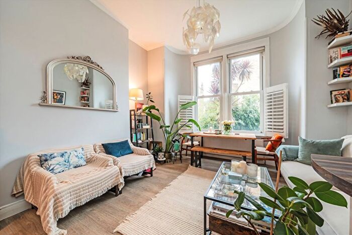 1 Bedroom Flat To Rent In Lanhill Road, Maida Vale, W9