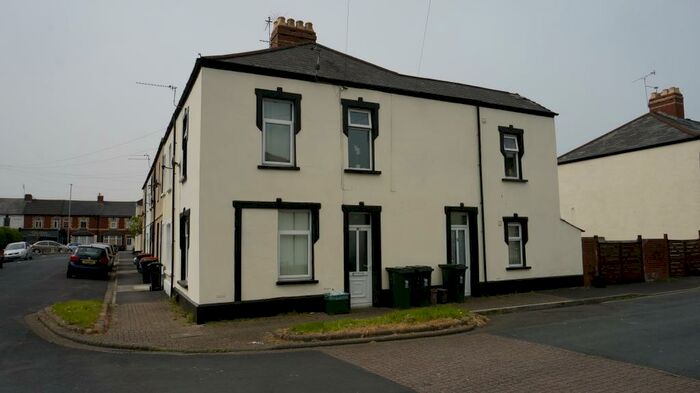 1 Bedroom Flat To Rent In Slade Street, Newport, NP19