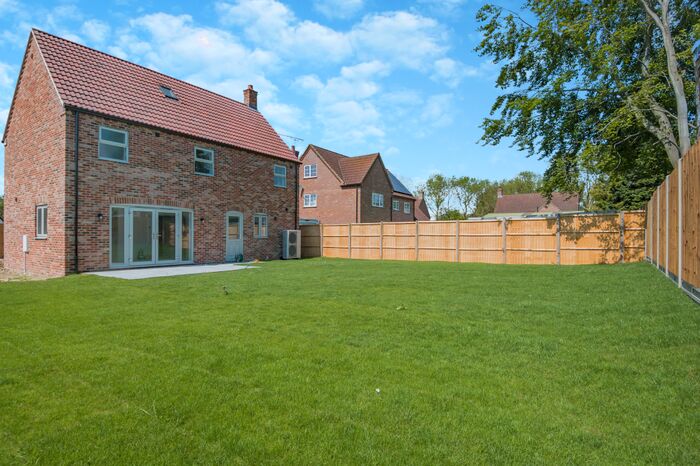 4 Bedroom Detached House For Sale In Long Lane, Thetford, IP26