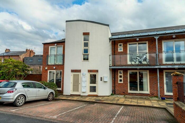 2 Bedroom Flat To Rent In Lowther Court, Lowther Street, York, YO31