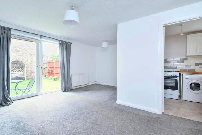 2 Bedroom Terraced House To Rent In Ham, Richmond, TW10