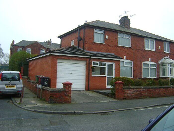 3 Bedroom Semi-Detached House To Rent In Longfield Road, Bolton, BL3