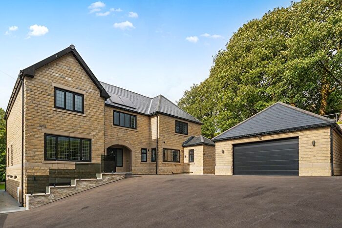 6 Bedroom Detached House For Sale In Highfield Park, Rossendale, BB4