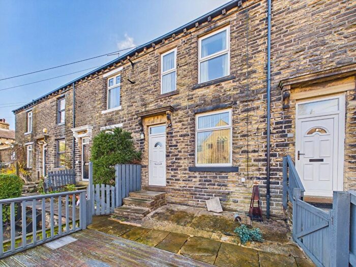 2 Bedroom Terraced House For Sale In Lister Ville, Wilsden, Bradford, BD15