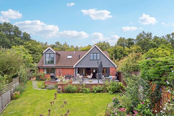 4 Bedroom Detached House For Sale In Marlow Common, Marlow, SL7