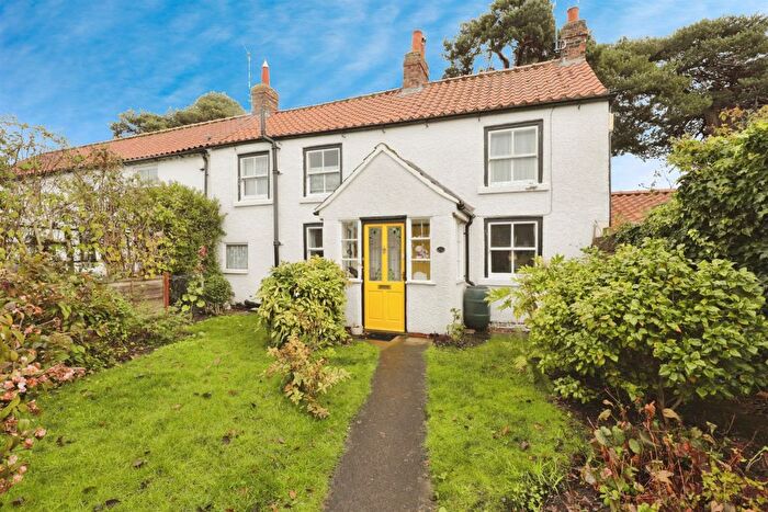 3 Bedroom Cottage For Sale In The Village, Haxby, York, YO32
