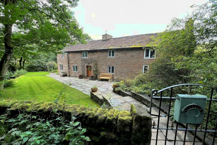 3 Bedroom Detached House For Sale In Ridge Lane, Combs, High Peak, SK23