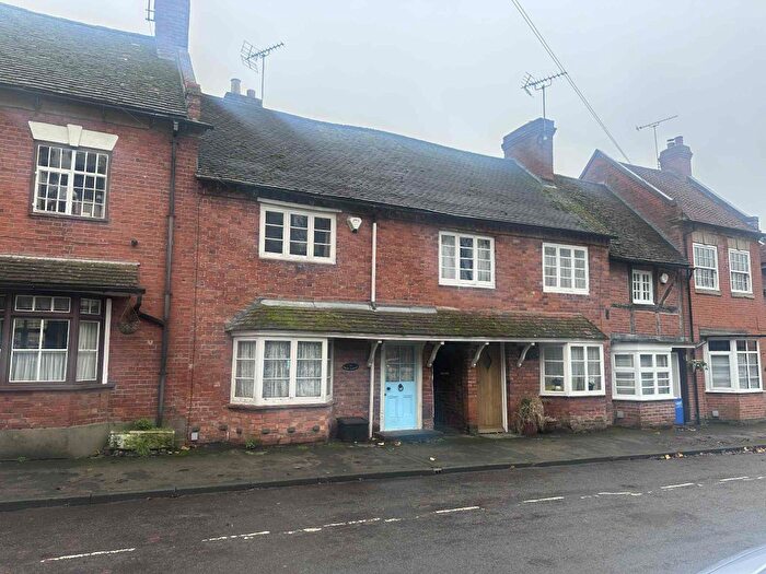 2 Bedroom Cottage For Sale In Beaudesert Lane, Henley-In-Arden, B95