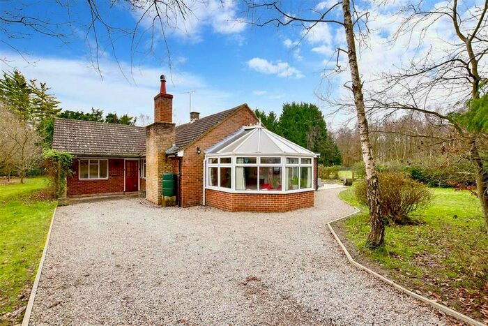 4 Bedroom Detached Bungalow For Sale In Swain Road, Tenterden, Kent, TN30