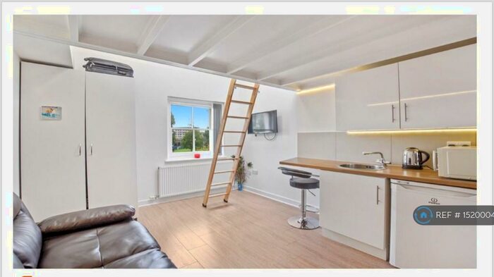 Studio To Rent In Clyde Street, London, SE8