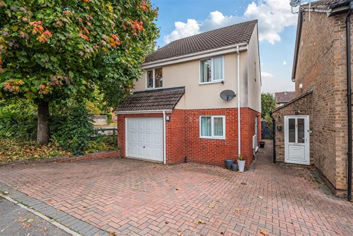 4 Bedroom Detached House For Sale In Berenda Drive, Longwell Green, Bristol, BS30