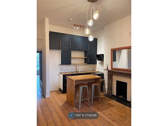 2 Bedroom Flat To Rent In Warrior Gardens, St Leonard's On Sea, TN37