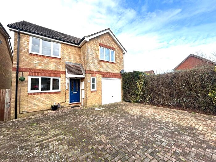 4 Bedroom House To Rent In Barber Close, Maidenbower, Crawley, RH10