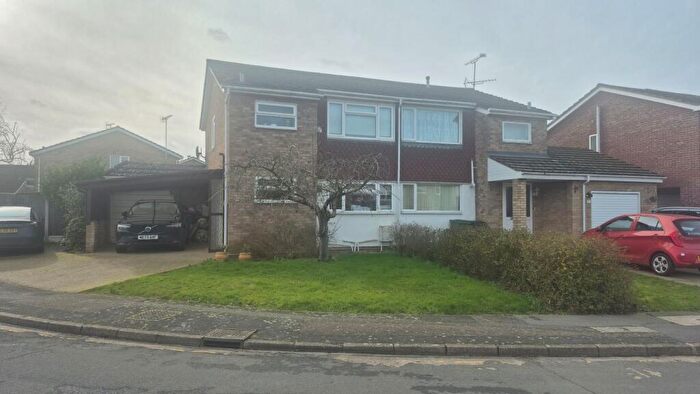 3 Bedroom Semi Detached House For Sale In Hunt Close, Feering, Colchester, Essex, CO5