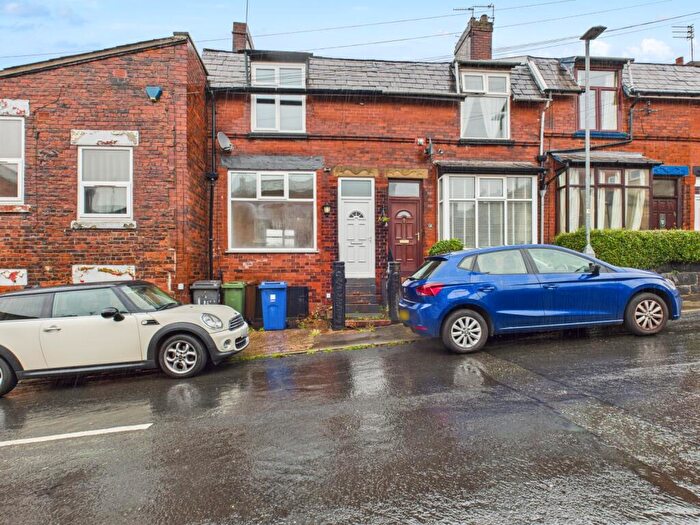 2 Bedroom House To Rent In Liston Street, Dukinfield, SK16