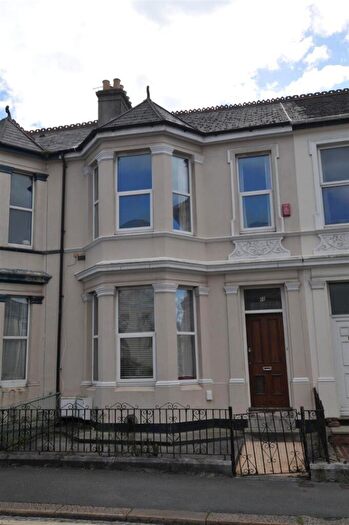 6 Bedroom House To Rent In Beaumont Road, Plymouth, PL4
