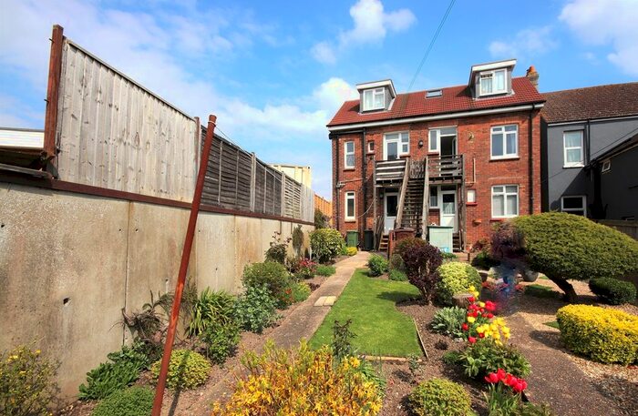 2 Bedroom Flat To Rent In Reginald Road, Bexhill-On-Sea, TN39