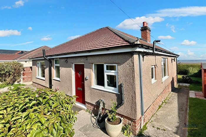 2 Bedroom Detached Bungalow To Rent In Buxton Lane, Holywell, CH8
