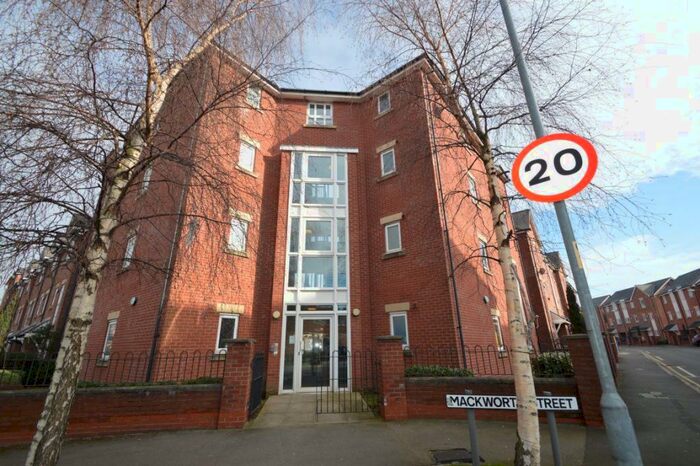 2 Bedroom Flat To Rent In Chorlton Road, Manchester, M15
