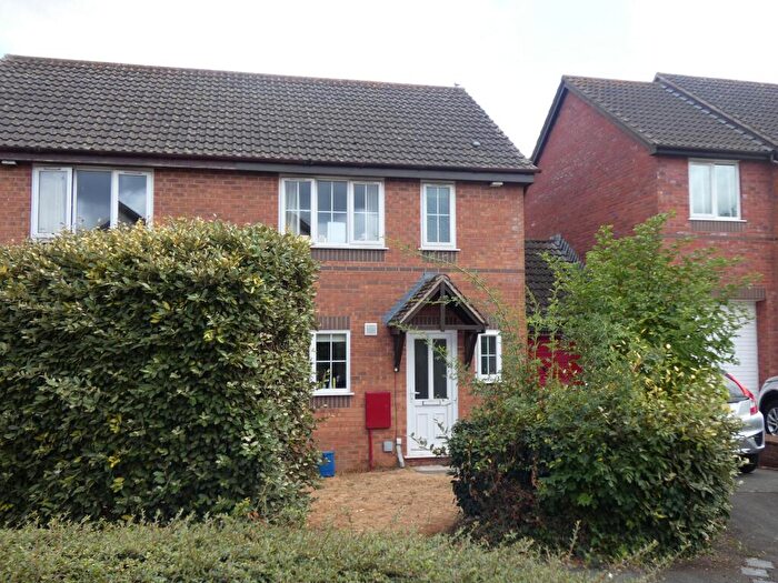 3 Bedroom Semi-Detached House To Rent In Oak Close, Exminster, Exeter, EX6