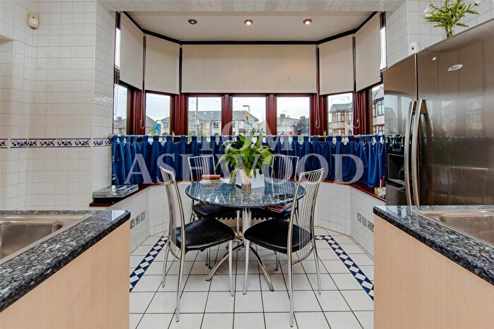 5 Bedroom End Of Terrace House For Sale In Westrow Drive, Leftley Estate, Barking, IG11