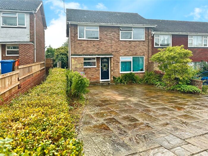 4 Bedroom End Of Terrace House For Sale In St Pauls Road, Boughton-under-Blean, Faversham, Kent, ME13