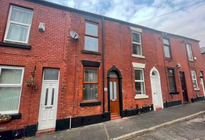 2 Bedroom Terraced House To Rent In West Street, Dukinfield, Greater Manchester, SK16