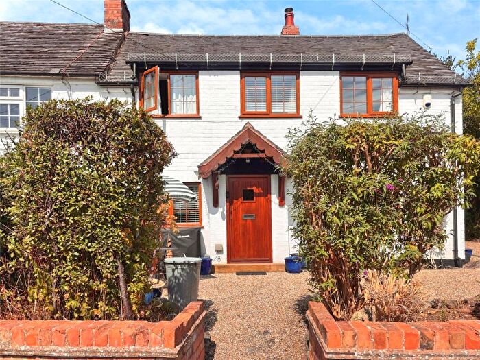 3 Bedroom Semi-Detached House For Sale In Ashorne, Warwick, Warwickshire, CV35