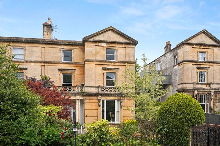 3 Bedroom Apartment For Sale In Richmond Park Road, Bristol, Somerset, BS8
