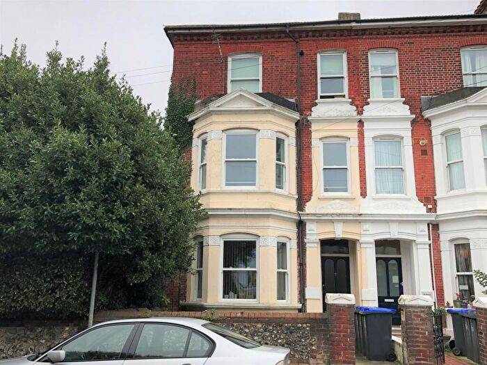 1 Bedroom Flat To Rent In Christchurch Road, Worthing, BN11