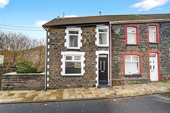 2 Bedroom End Of Terrace House To Rent In Hurford Crescent, Graigwen, Pontypridd, Rhondda Cynon Taf, CF37
