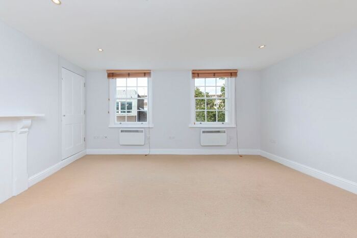 Studio To Rent In Robert Adam Street, W1U