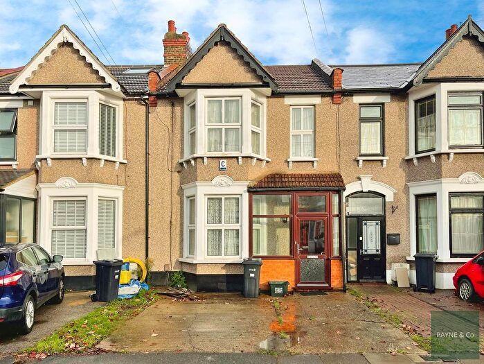 4 Bedroom Terraced House For Sale In Balfour Road, Ilford, IG1