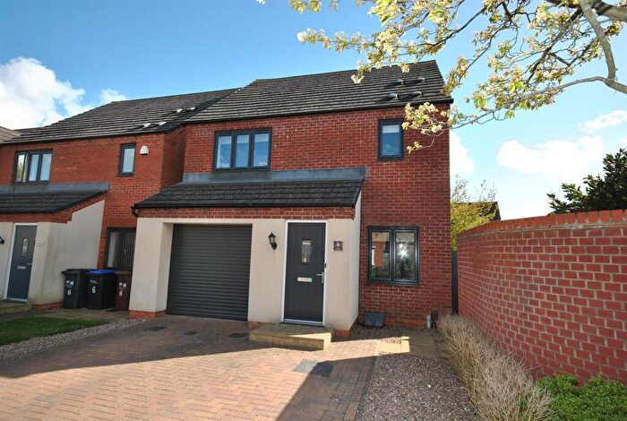 3 Bedroom Detached House For Sale In Kent Crescent, Northampton, NN5