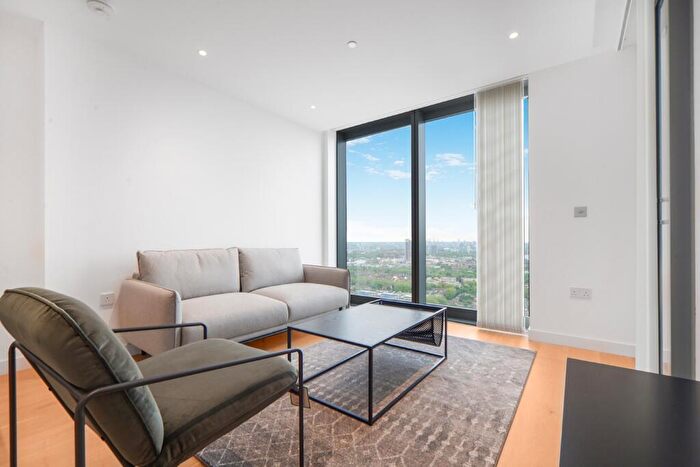 1 Bedroom Apartment To Rent In Landmark Pinnacle, Marsh Wall, E14