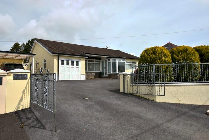 3 Bedroom Detached Bungalow For Sale In Capel Iwan, Newcastle Emlyn, Carmarthenshire, Lt, SA38