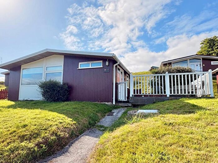 2 Bedroom Chalet For Sale In Llangain, Carmarthen, SA33