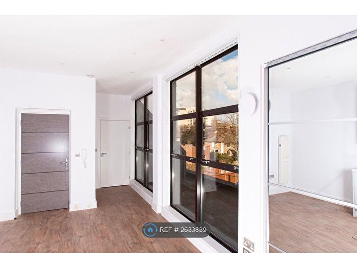 1 Bedroom Flat To Rent In Wardour Place, Slough, SL1