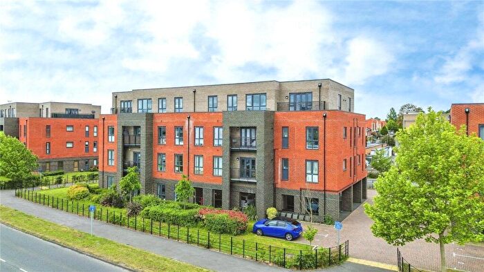 3 Bedroom Apartment For Sale In Nightingale Way, Reading, Berkshire, RG30