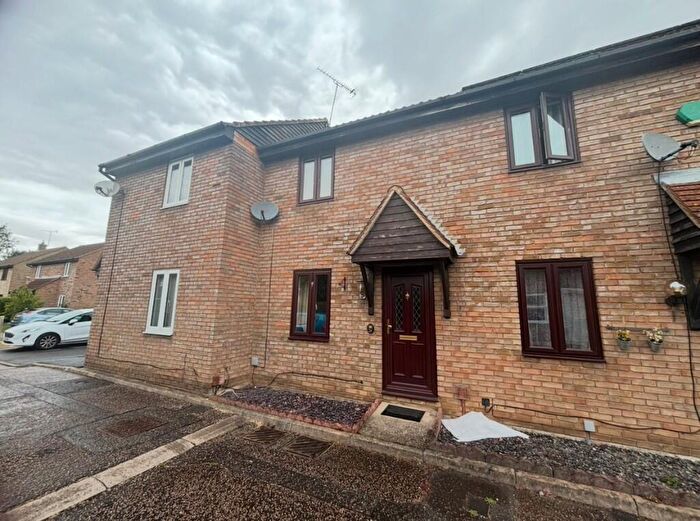 2 Bedroom Terraced House To Rent In Yeldham Lock, Chelmsford, Essex, CM2