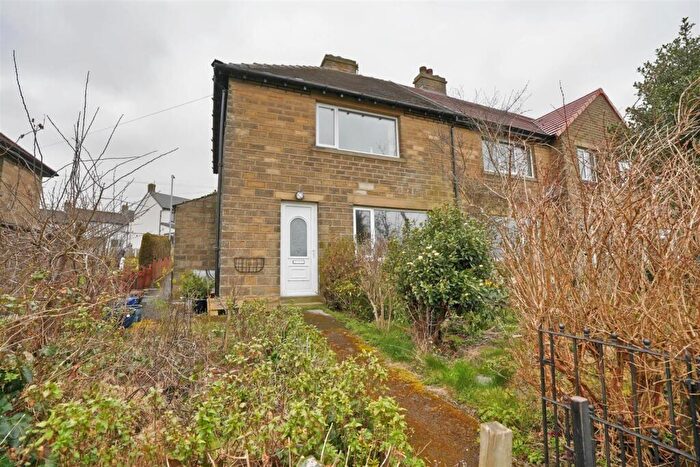 2 Bedroom End Of Terrace House For Sale In North Royd, Barkisland, HX4