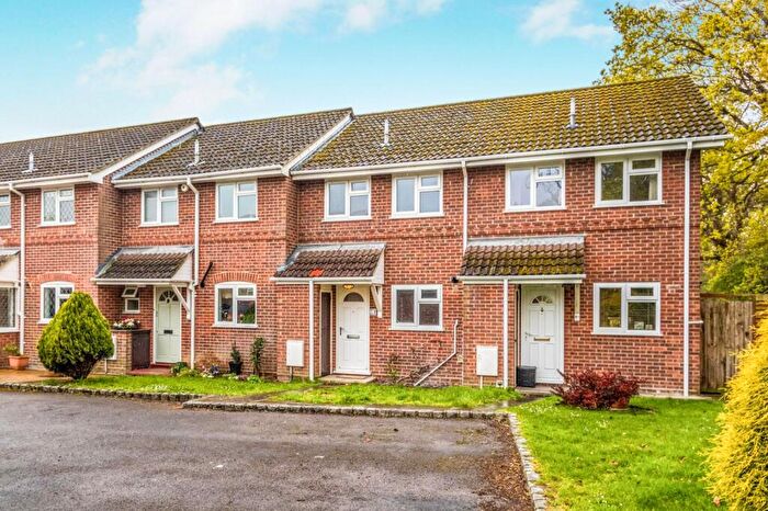 2 Bedroom House To Rent In Marks Tey Road, Fareham, PO14